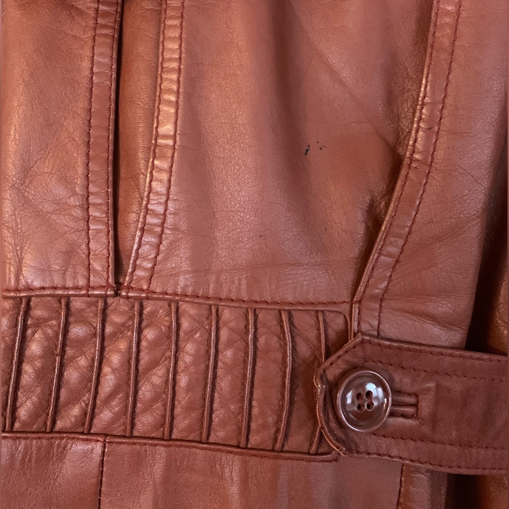Vintage 70s Women’s Leather Trench Coat w/ Hood & Belt - Picture 6 of 8